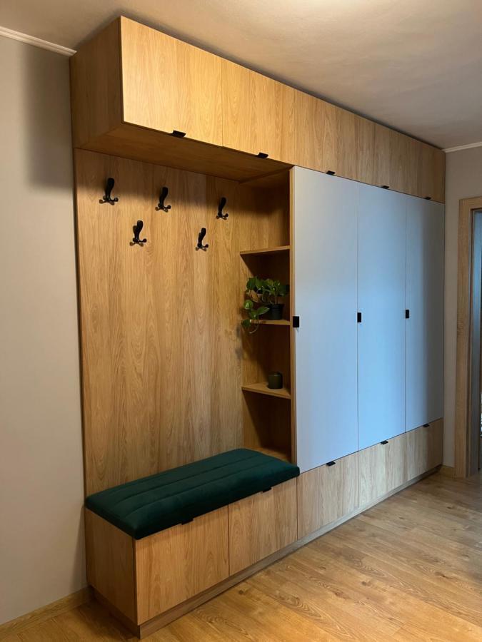Riverside Jungle Green Apartment Oradea Buitenkant foto